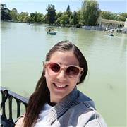 Nativa de idioma Español. Me gustaría dar clases a jóvenes con ganas de aprender el idioma